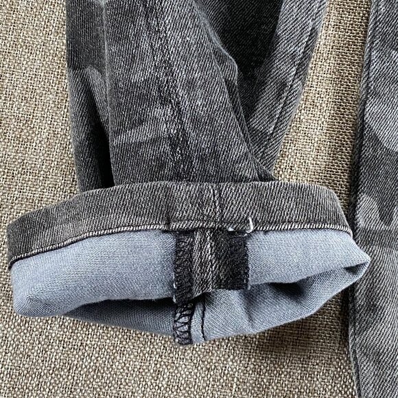 Hudson Slim Denim Jeans Women's 24 Low Rise Black Gray Camouflage Casual USA - Picture 8 of 13
